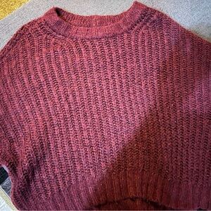 Women's maroon American eagle sweater